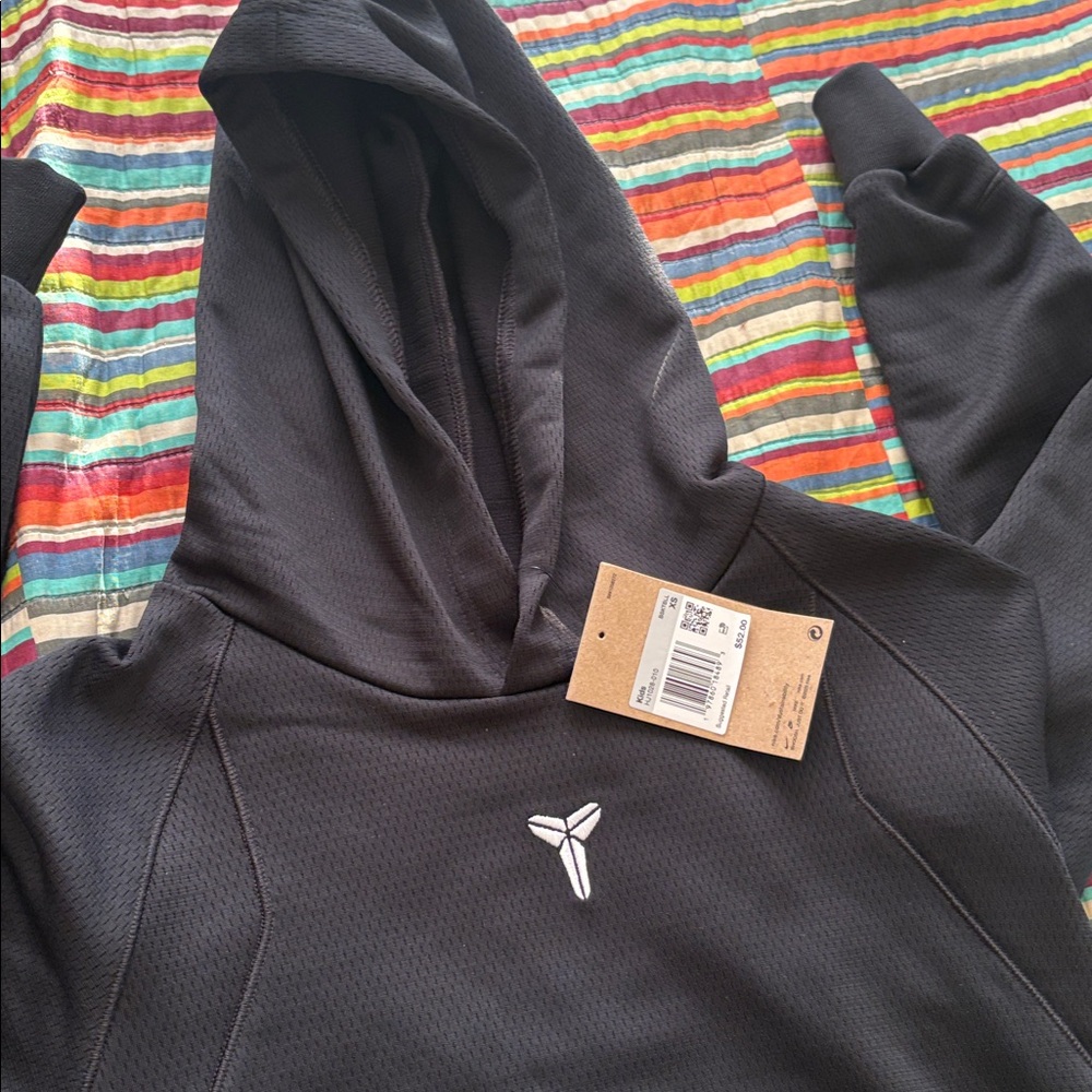 70% off Nike mamba mentality Black Hooded Sweatshirt with Logo kids size XSmall - Picture 2 of 10